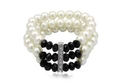 Bracelet fashion pearls and crystals